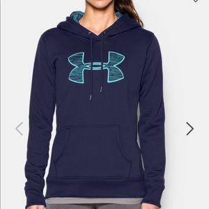 Women’s under armour sweatshirt